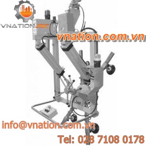 manipulator with suction cup