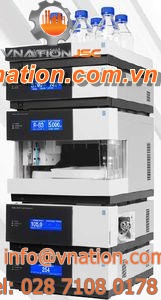 ultra-high-performance liquid chromatograph / UV / fluorescence / laboratory