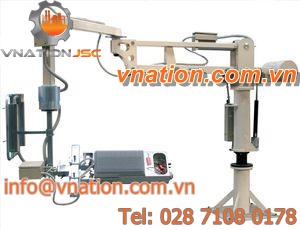 pneumatic manipulator arm / with gripping tool / unloading / loading