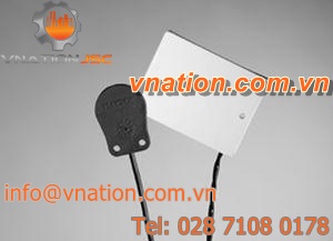 wireless transponder based signal transmission system