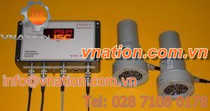 cylindrical distance sensor / ultrasonic / with digital display