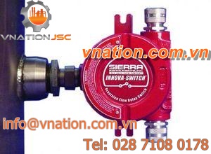 thermal dispersion flow switch / for liquids / in-line / for harmful environments