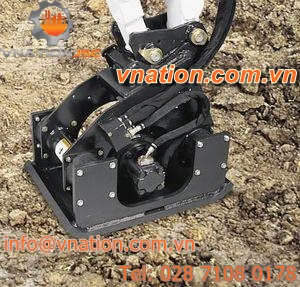 forward travel vibratory plate / for excavators