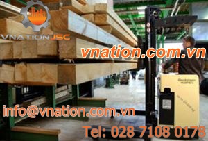 electric forklift / lateral / side-loader / indoor
