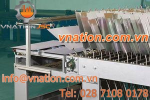 automatic machine materials handling system / workpiece
