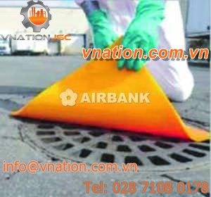 mat / drain cover / exterior / high-visibility