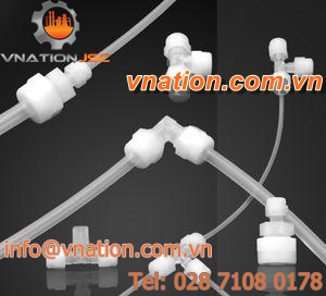 compression fitting / T / for plastic pipe / universal