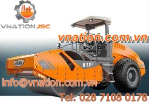 single-cylinder road roller / vibrating / articulated