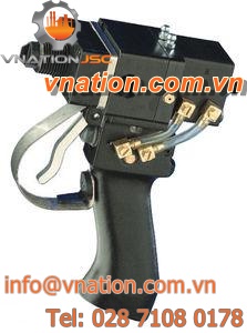 piston dispensing valve / precision