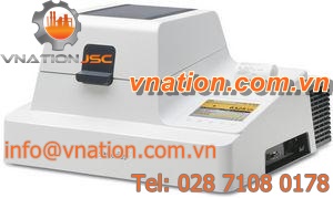 liquid analyzer / humidity / benchtop
