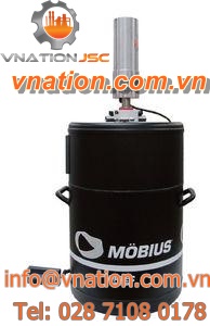 liquid nitrogen detector cooling system
