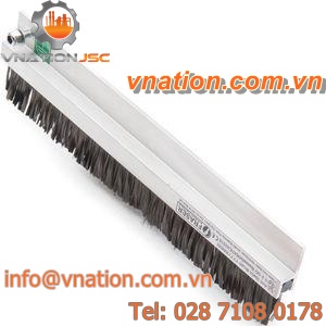 strip brush / cleaning / synthetic / anti-static