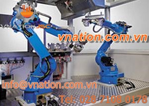 articulated robot / 6-axis / plasma surface treatment / handling
