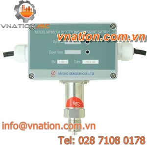 electronic pressure switch / for water / IP65 / temperature-compensated