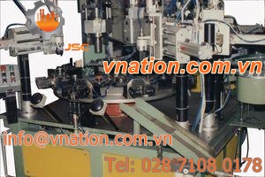 automatic assembly machine / fitting / circular