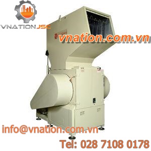 blade plastic granulator / heavy-duty / for plastics recycling