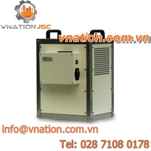 water-cooled chiller / liquid / for circulating baths / compact