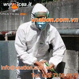 chemical protection coveralls / laminate