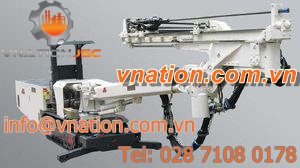 long-hole drilling rig / crawler / rotary / for underground mining