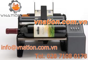 in-line label applicator / high-speed