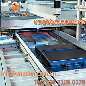 roll-fed thermoforming machine / plastic film / for packaging / automatic