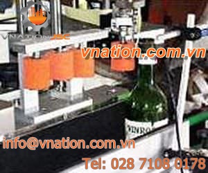linear labelling machine / bottle / automatic