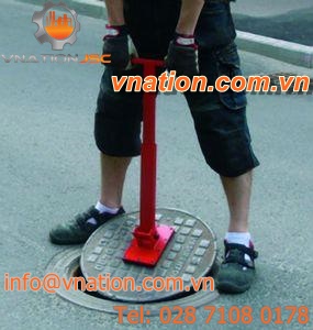 magnetic manhole cover lifter