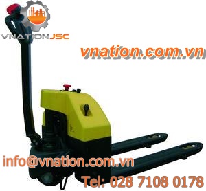 electric pallet truck / transport / loading