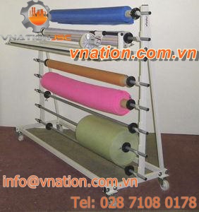 mobile shelving / for fabric rolls