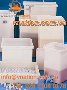 plastic drum / square