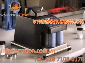 water analyzer / sorption / benchtop / for the food industry