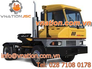 port tractor / diesel / 4-wheel / ride-on
