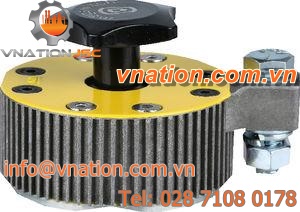 magnetic ground clamp / for welding