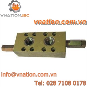 flange check valve / manifold / break-away