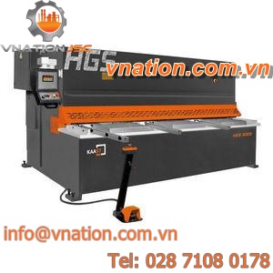 swing-beam shear / hydraulic / for metal sheets