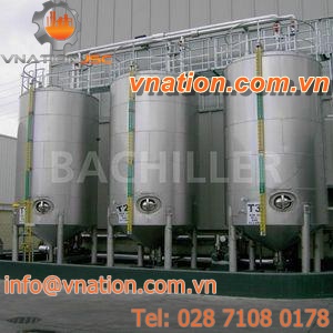 pressure tank / storage / metal / vertical