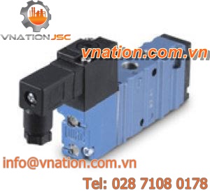 spool pneumatic directional control valve / pilot-operated / 4-way