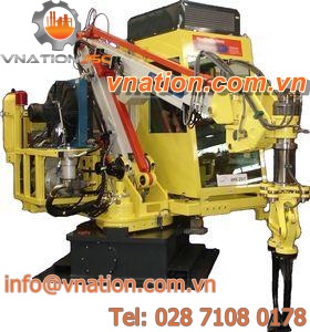 hydraulic manipulator / with gripping tool / foundry