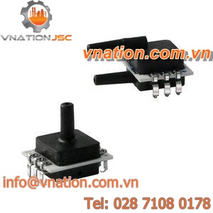MEMS pressure sensor / with amplified output