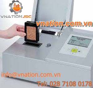 food analyzer / transmittance / benchtop / infrared