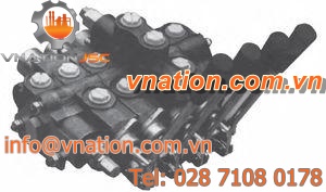 spool hydraulic directional control valve / lever-operated / 4-way