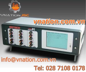 digital thermometer / thermocouple / thermistor / stationary