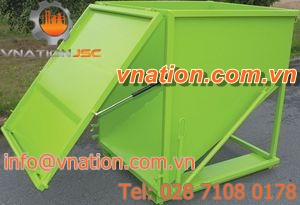 reinforced dumpster / sloped bottom