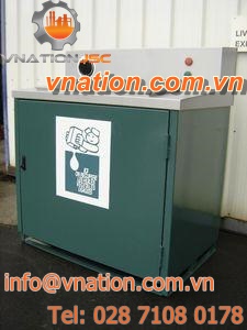 metal crate / storage / waste oil collection / secure