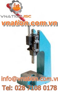 manual press / bench / toggle