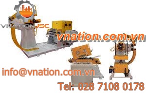 straightener-feeder