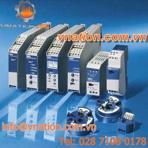 DIN rail mount temperature transmitter / digital