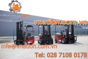 electric forklift / ride-on / industrial / 4-wheel