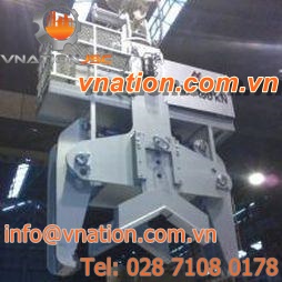 horizontal lifting clamp / hydraulic / vertical / for ingots