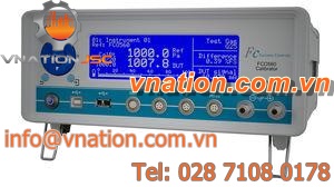 pressure calibrator / flow / portable